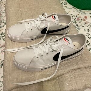 Nike Court Legacy CNVS